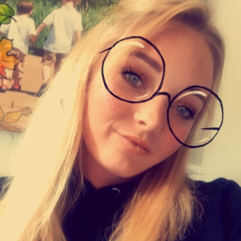 Meet your Posher, Robyn